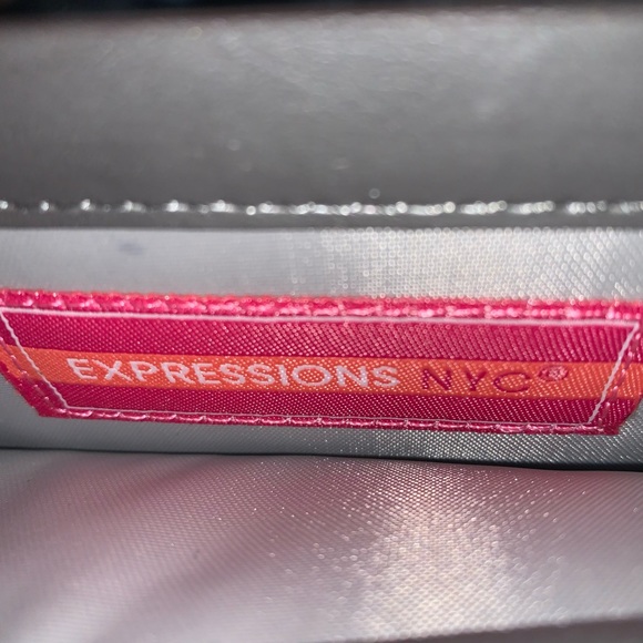 🆕 Silver Sequin Clutch Wallet Women’s Card Holder 2 Section Flippy Expressions - Picture 6 of 10